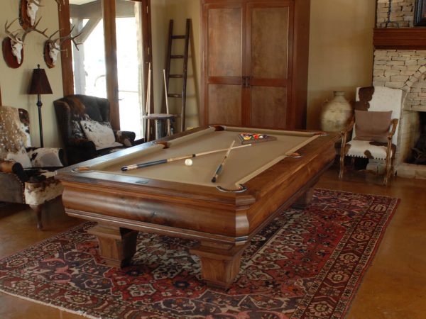 western-decor-pool-table-walnut